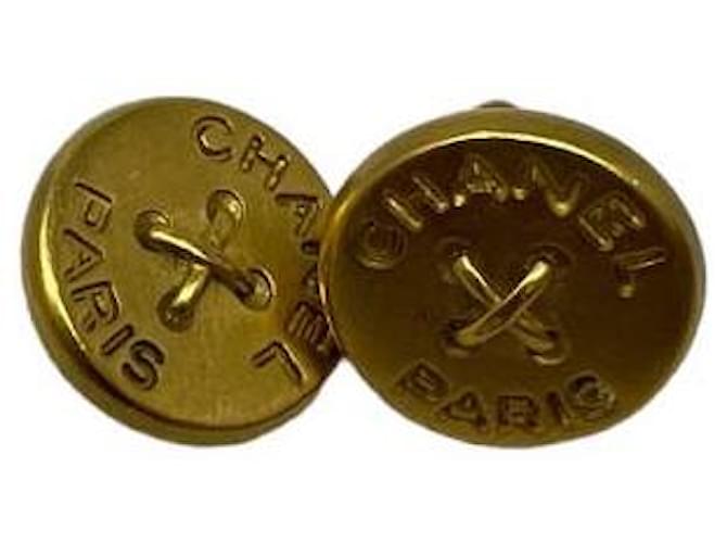 Chanel Brincos Dourado Metal  ref.878574