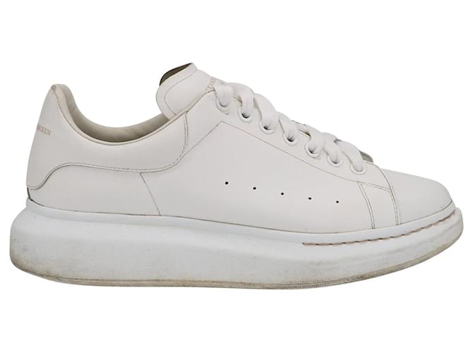 Alexander Mcqueen Men's Oversized Sneakers in All White Calf Leather  ref.879089
