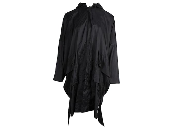Issey Miyake Travel Raincoat in Black Nylon  ref.879189
