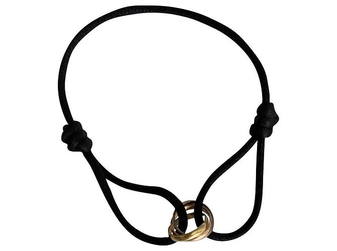 Trinity Cartier Esposas