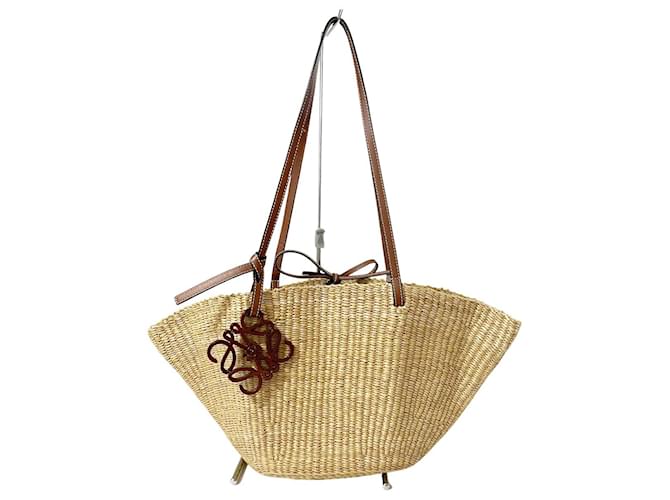 Loewe Shell Basket Beige ref.883316 - Joli Closet