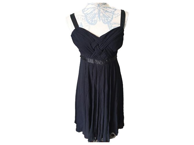 CAROLL Kleid aus schwarzer Seide in Trapezform