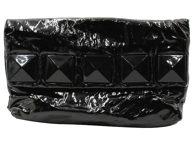 Pochette Marc Jacobs con borchie in vernice nera Nero