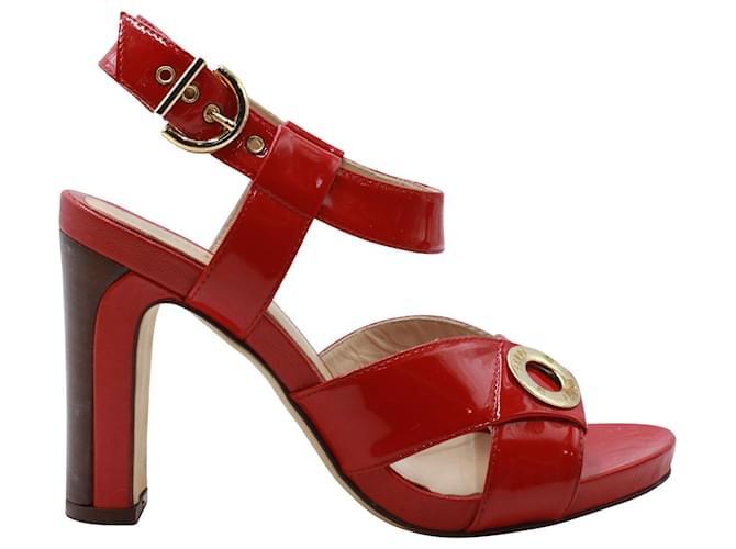Fendi-Sandalen mit Knöchelriemen und hohem Absatz aus rotem Lackleder  ref.887403