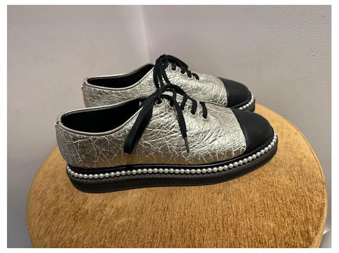 Chanel Lace ups Silvery Leather  ref.887842