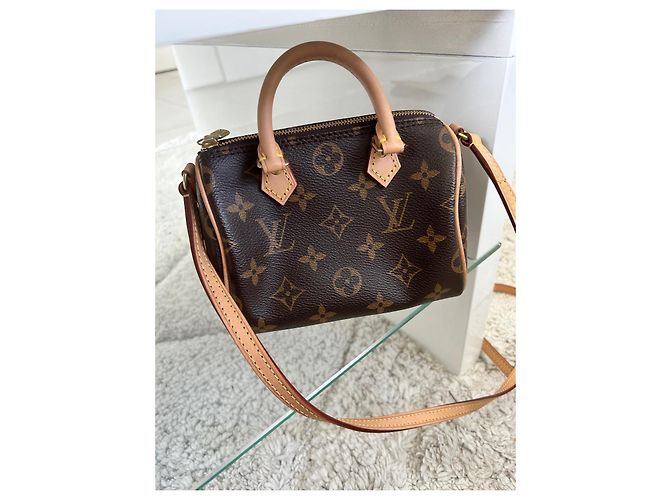Louis Vuitton Nano speedy Marron