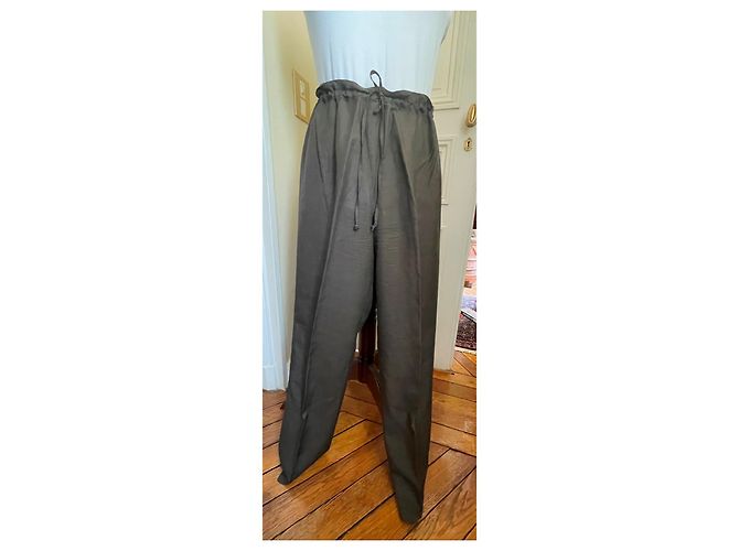 Calça Marina Rinaldi de linho marrom