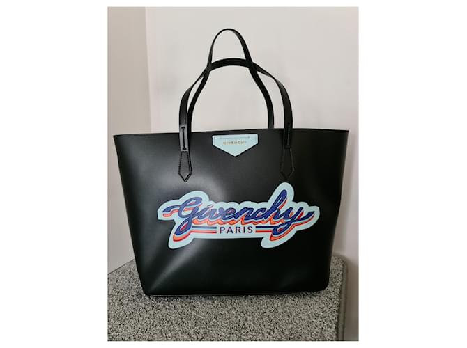 Givenchy-Shopping aus schwarzem Leder - Schwarz - Griffe oben  ref.888481