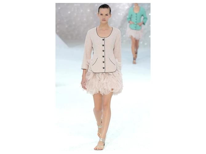 Chanel Spring 2012 Giacca aperta sul retro in tweed rosa Cotone  ref.888490