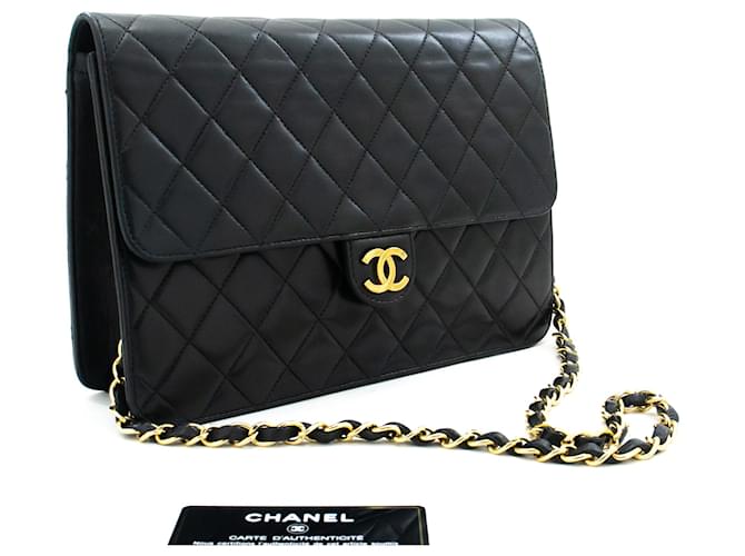 CHANEL Chain Shoulder Bag Clutch Schwarze gesteppte Lammfell-Geldbörse Leder  ref.888560