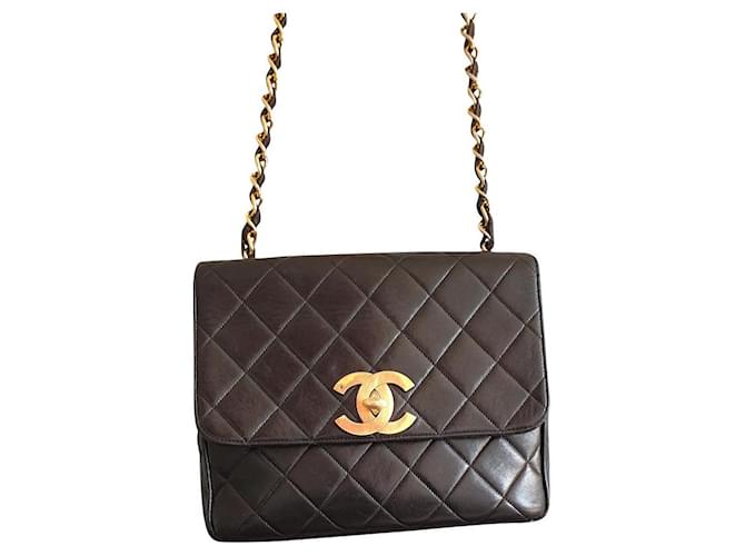 Timeless Vintage Chanel klassische quadratische Tasche mit einer Klappe Schwarz Leder  ref.889026