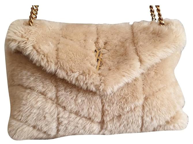 Saint Laurent Bolsa Puffer pequena em Merino (pele de carneiro pele de carneiro/Pele de lã 100%) Bege Pele sintetica  ref.889027