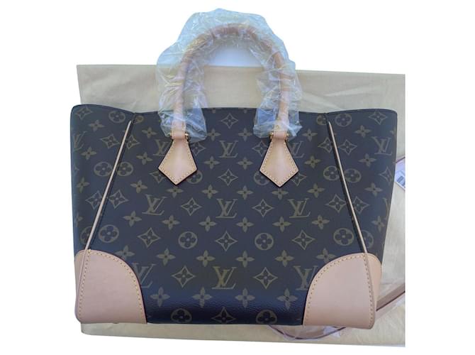 Louis Vuitton Phenix MM Monogram Brown Cloth  ref.889963