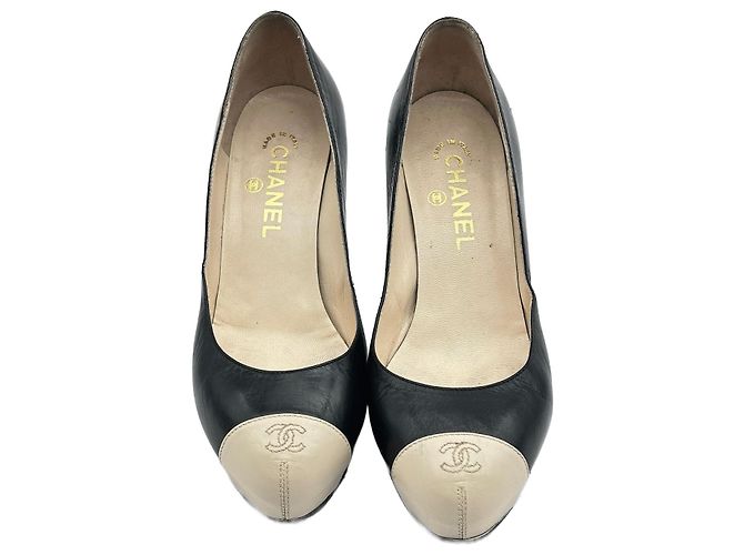 Timeless CHANEL Tacchi EU 38.5 Pelle Nero