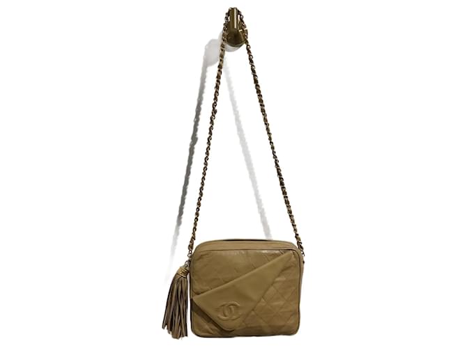 Vintage CHANEL beige ostrich leather shoulder bag, camera bag with