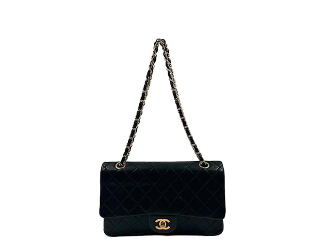 Chanel Medium Flap Bag aus schwarzem Leder Leinwand  ref.891526