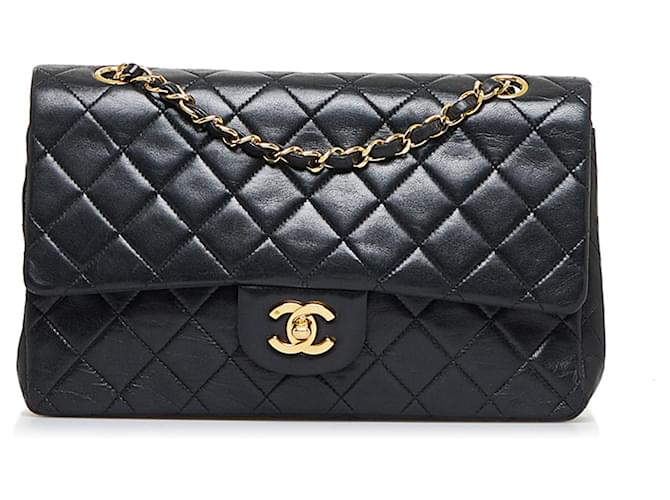 Chanel Black Classic Medium pele de carneiro forrado Flap Bag Preto Couro  ref.892314