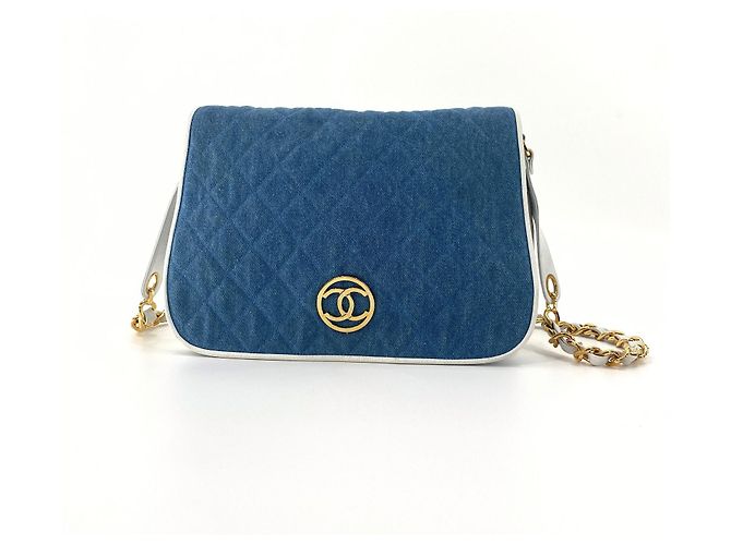 Bolso Chanel Besace de Cuero Blanco y Mezclilla Azul claro
