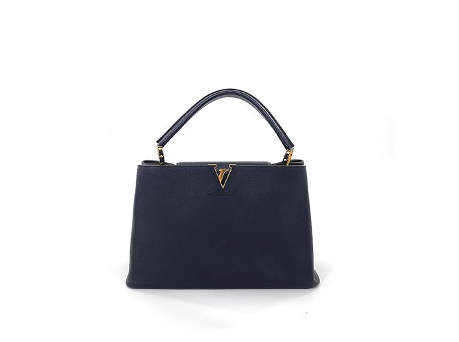 Louis Vuitton Capucines Handtasche aus schwarzem genarbtem Leder
