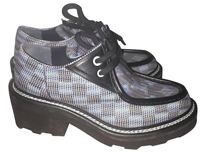 LV Beaubourg leather lace ups
