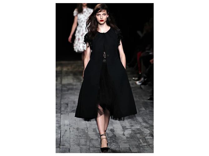 Cappotto a clessidra con maniche con perline Nina Ricci Nero