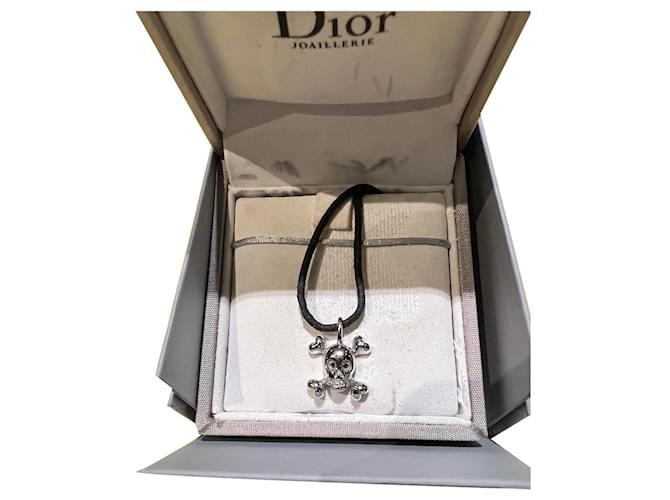 Pendentif diamant Dior Fiancée du Vampire Blanc  ref.895745