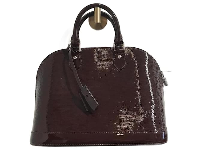 Alma bb patent leather handbag Louis Vuitton Burgundy in Patent