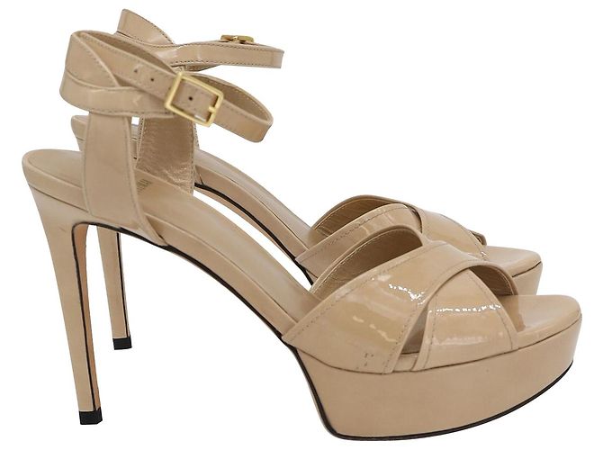 Stuart Weitzman Cross Strap Platform Sandals in Beige Patent Leather