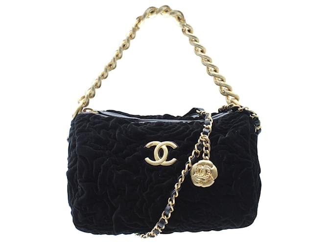 Chanel Two-Way Chain Camellia Umhängetasche aus schwarzem Samt Nylon  ref.899857