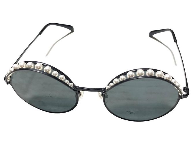 Timeless Chanel Black