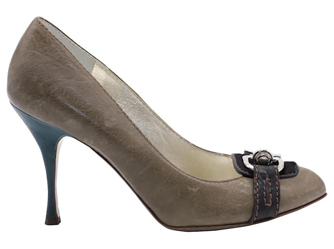 Dolce & Gabbana Spitz zulaufende High Heels von Dolce und Gabbana mit Schnallendetail aus braunem Leder  ref.901938