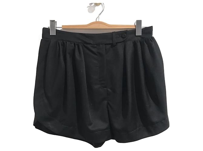 Pantalones cortos CARVEN.Internacional L Lana Negro  ref.903181