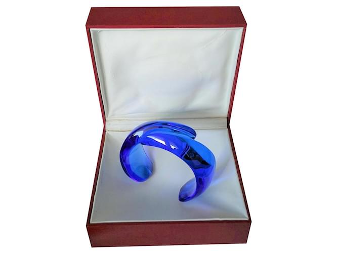 neuf, Brazalete semiabierto en cristal BACCARAT firmado Azul Azul marino Azul claro Azul oscuro Vidrio  ref.903430
