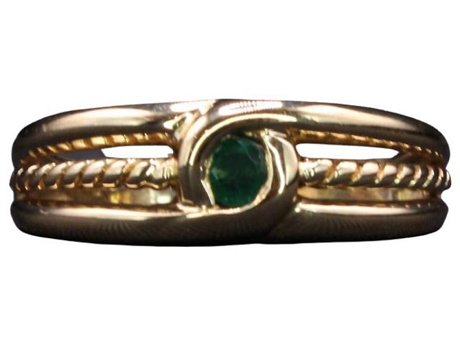 Autre Marque Bisel de anillo de esmeralda engastado en oro amarillo 18 quilates Verde oscuro Gold hardware