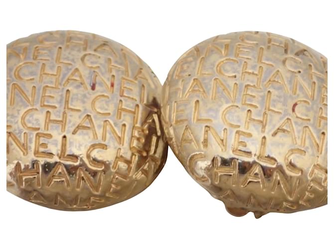 Chanel Dourado Metal  ref.906023