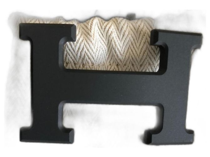 Constance Hermès Loop H 5382 Black Metal