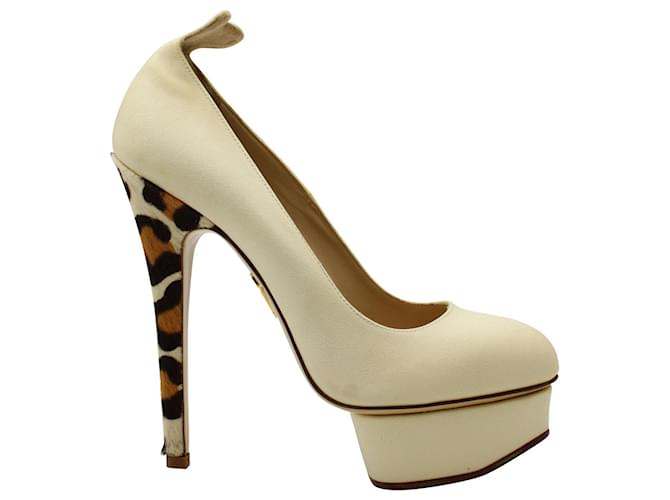 Zapatos de salón con tacón de leopardo y plataforma Charlotte Olympia en nailon color crema Blanco Crudo Poliamida Nylon  ref.906380