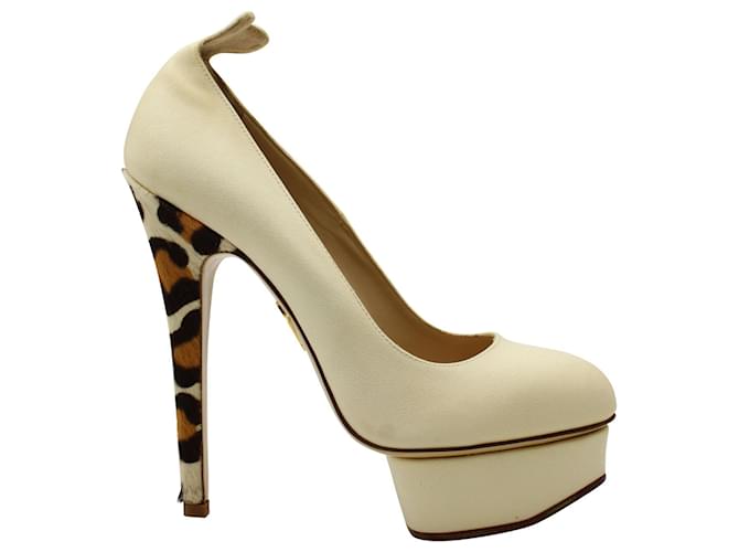 Décolleté Charlotte Olympia con tacco leopardato e plateau in nylon color crema Bianco Crudo Poliammide  ref.906380