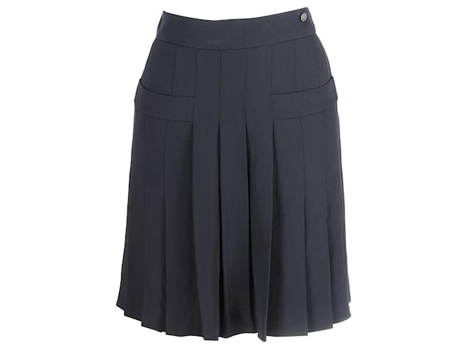 Timeless Chanel Pleated Skirt in Black Silk  ref.906435