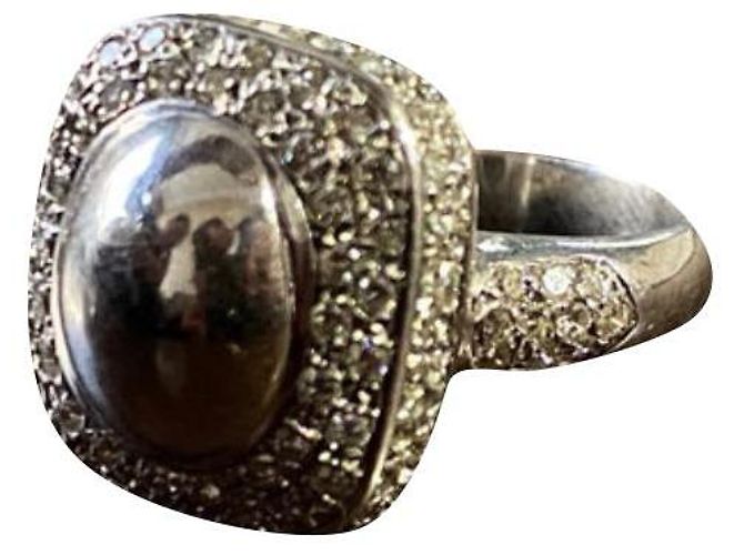 Autre Marque Anel de ouro branco e diamantes 18 quilates