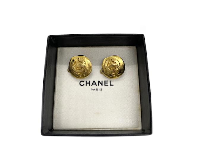 Chanel Boucle d'oreilles CC à Clip  Métal Doré  ref.908251