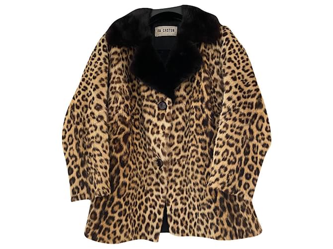 Autre Marque Abrigo de piel de leopardo real y cuello de visón negro Estampado de leopardo  ref.908956