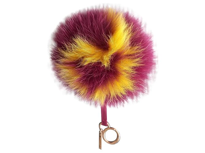 Fendi ABCharm Pompom de pele de raposa roxo