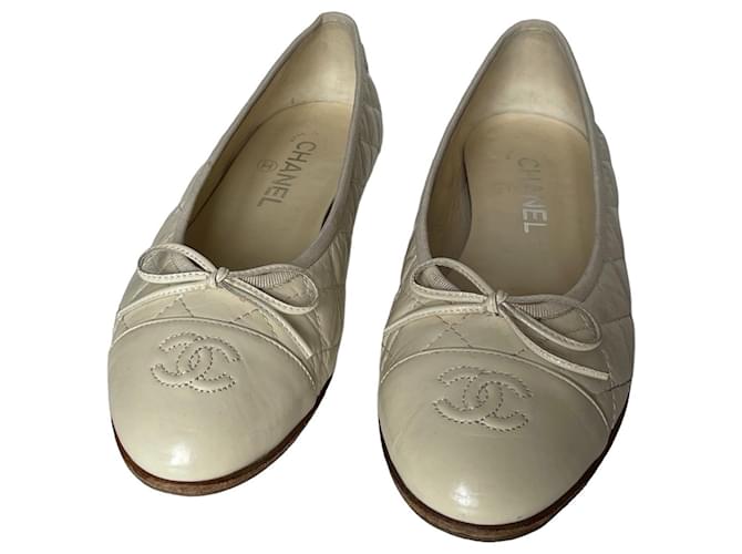 CHANEL, Shoes, Chanel Ballerinas Quilt Aged Calfskin