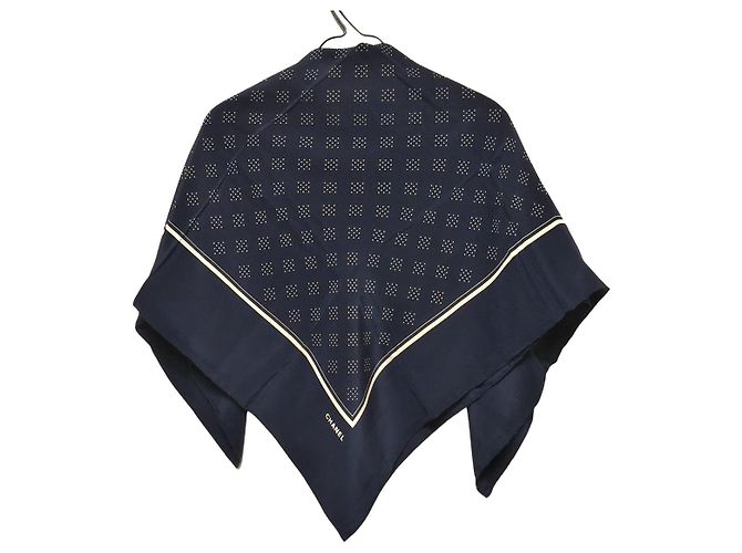 Timeless Chanel Blu navy Seta