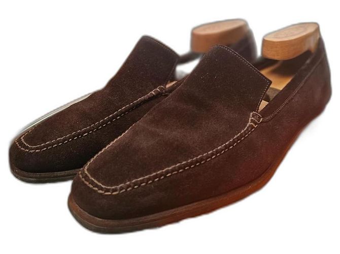 Mocasines Hermès de piel de cordero marrón oscuro 43