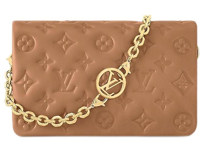 Louis Vuitton Pochette Coussin Monogramme Cuir Marron