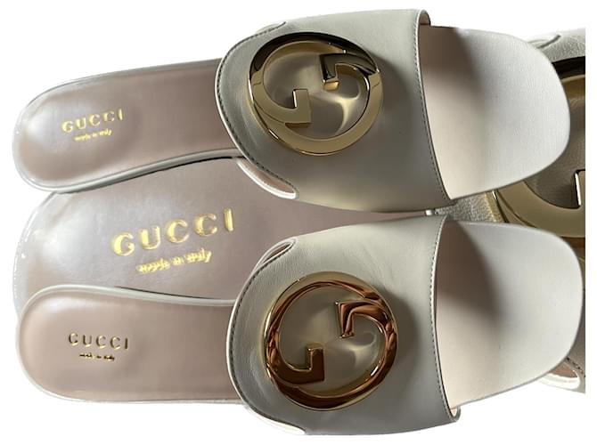 Gucci Sandales Fourrure Blanc  ref.915705
