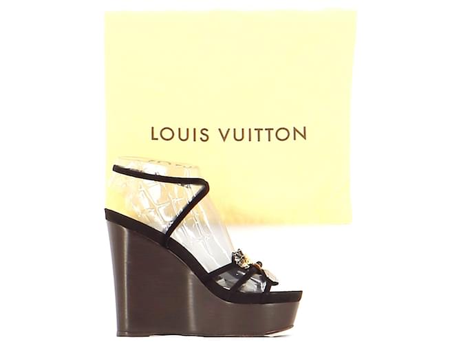 Louis Vuitton Sandales Daim Noir  ref.916665