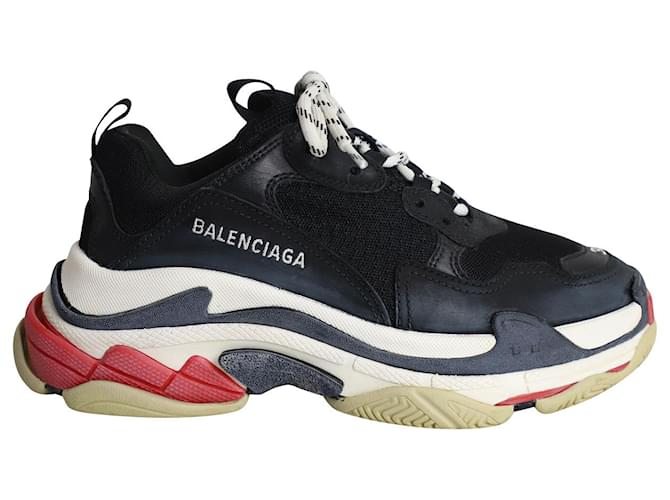 Day Balenciaga Triple S Sneakers in Black Polyester  ref.917606